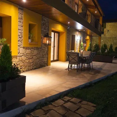Casa Tapioles